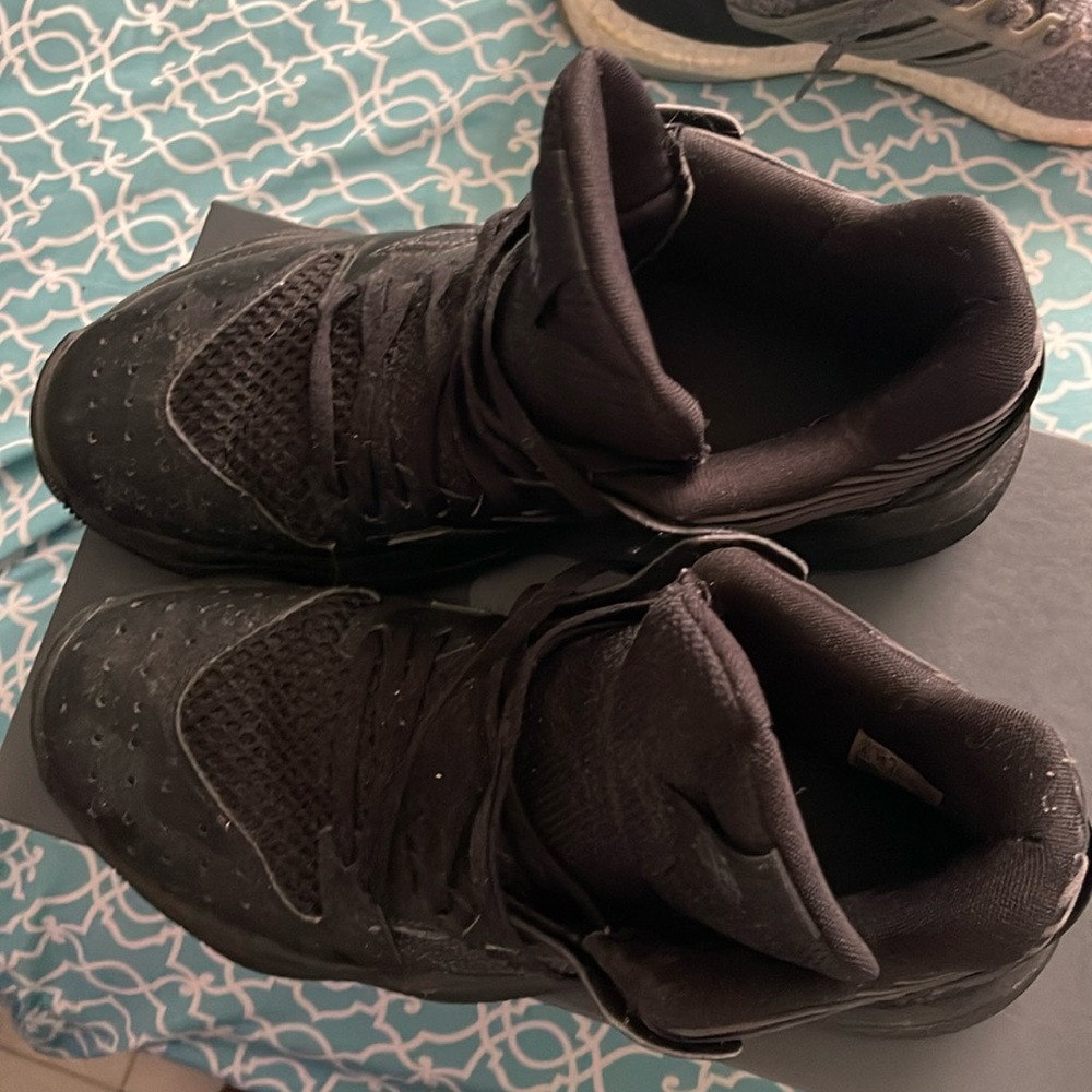 Adidas basketball shoes Harden